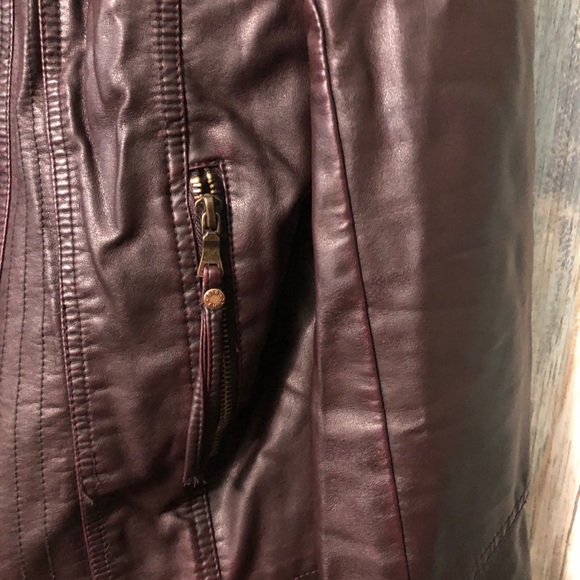 BIG CHILL Faux Leather Jacker. Like new - Picture 6 of 6